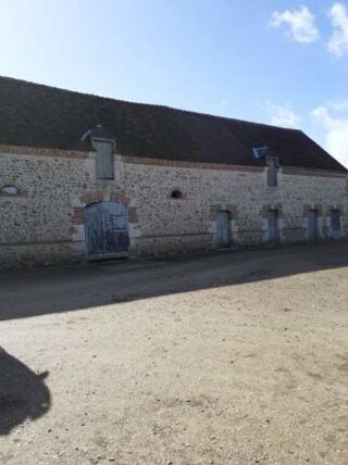  Ferme  vendre 6 pices 8300 m