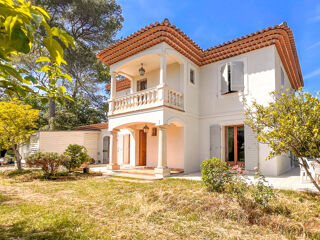 Vente Maison Villa 64m² + T2 indépendant 35m² ? Terrain plat 1687m² Roquefort-les-pins