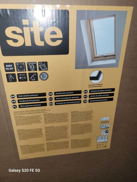 4 VELUX 78 x 98 cmd d'auteur + leurs CADRES 480 01170 Ségny