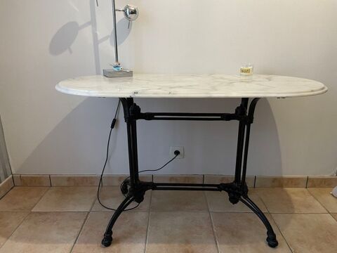 Table en marbre 80 Saint-Gence (87)