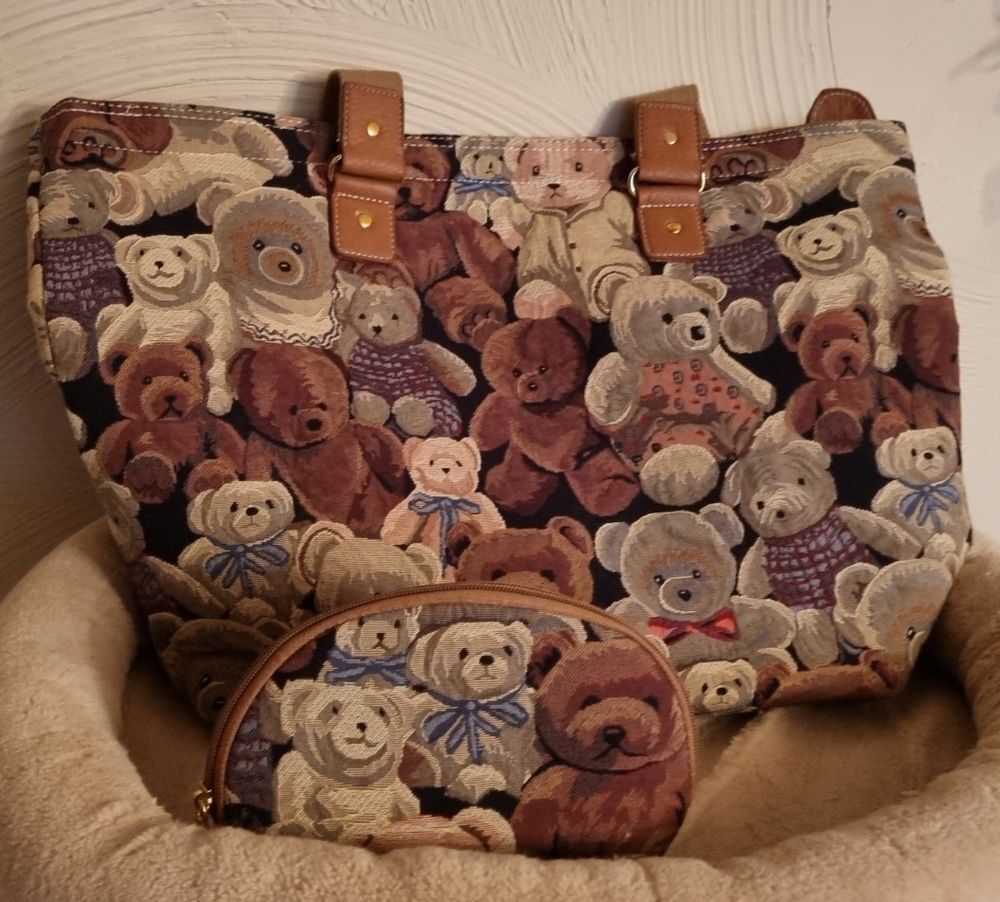 Tr&egrave;s joli sac week-end et sa trousse. Neuf Maroquinerie