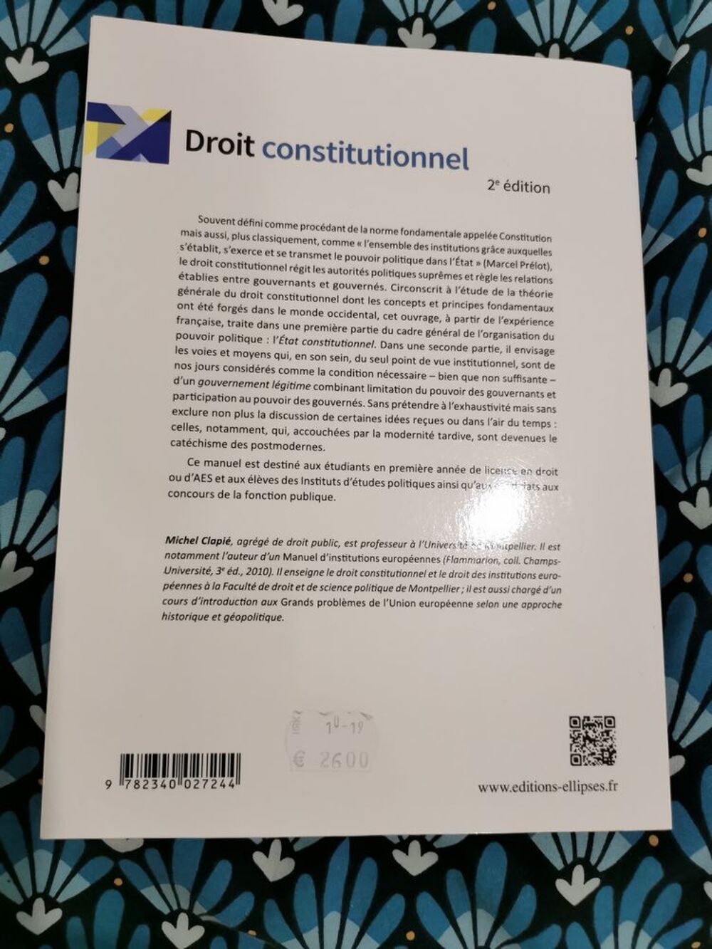 Droit constitutionnel. Livres et BD