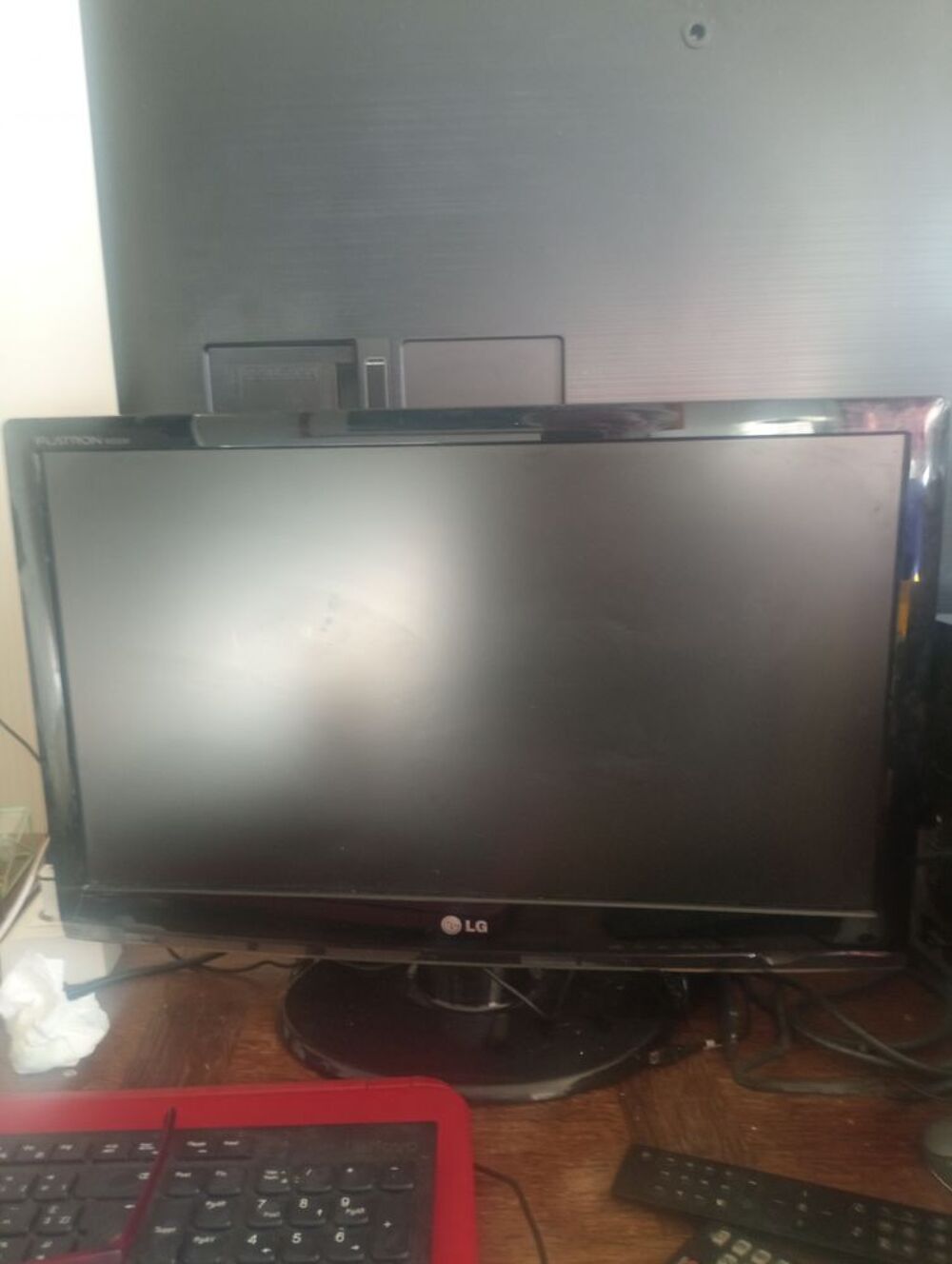 &eacute;cran plat 23 pouce Matériel informatique