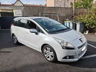 5008 2.0 HDi 150ch FAP BVM6 Allure 7pl 2011 occasion 71000 M&acirc;con