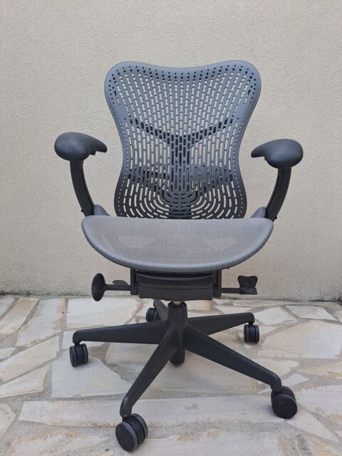 Chaise bureau Herman Miller Mirra 2 320 Bois-Colombes (92)