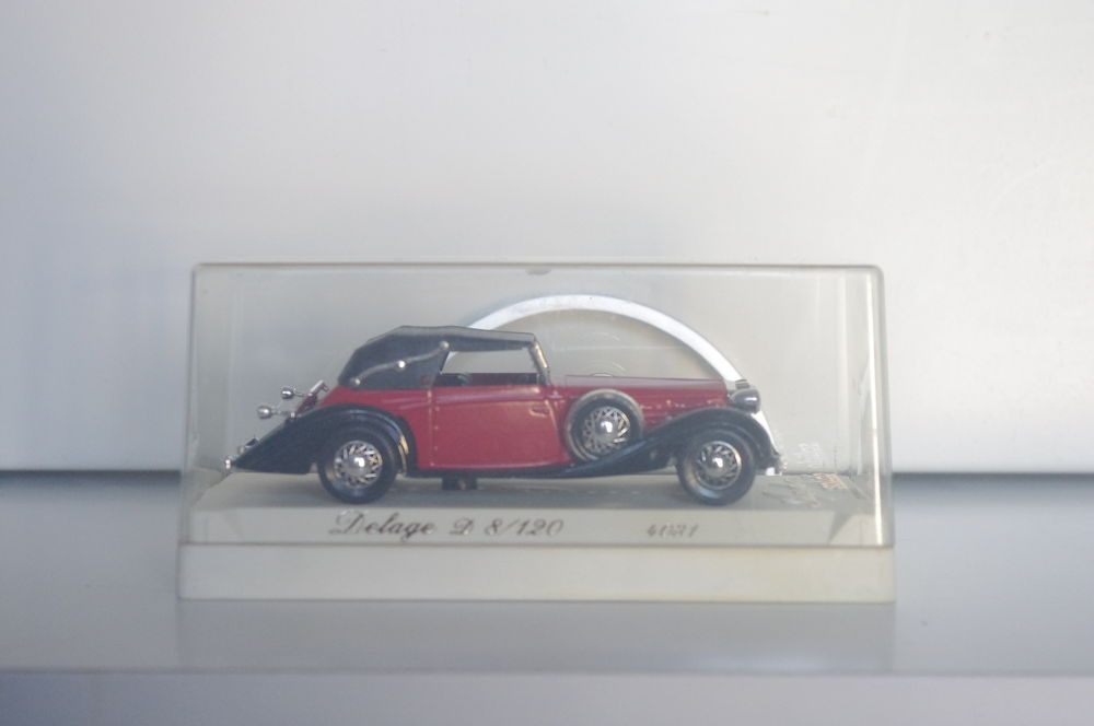 VOITURES MINIATURES - LOT N&deg; 4 