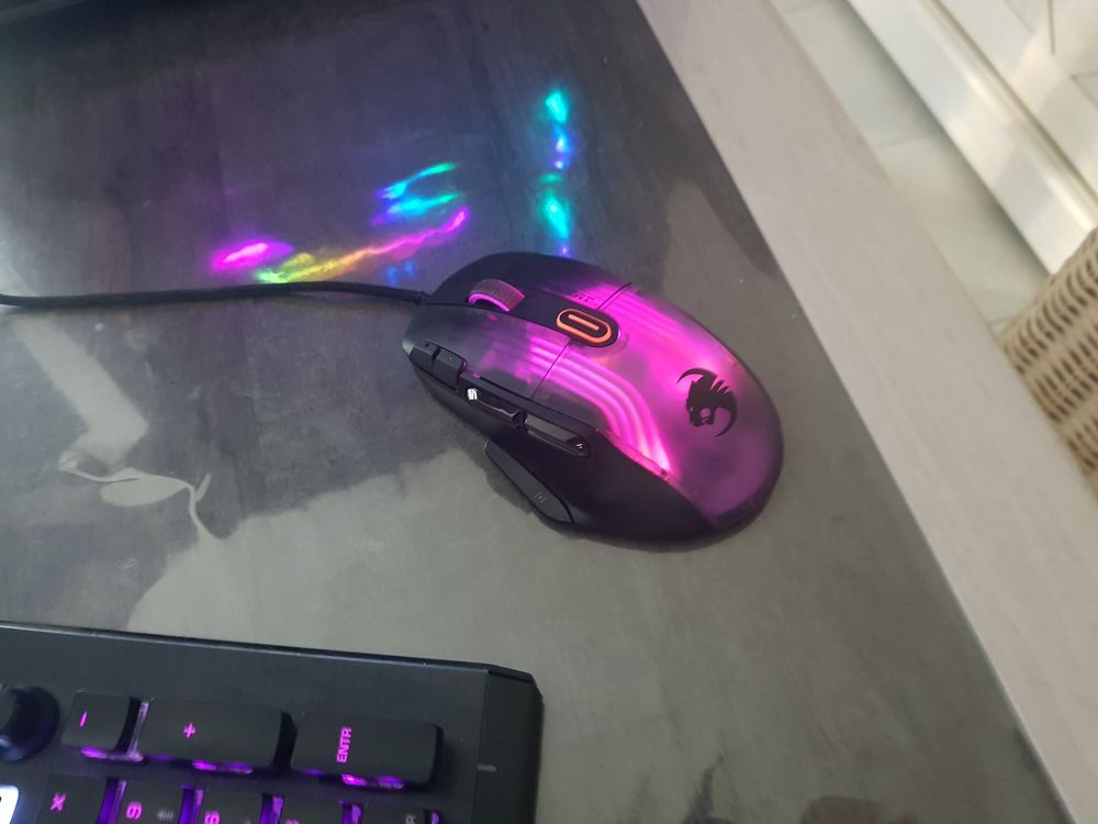 Clavier Roccat Vulcan 121 AIMO Switch Titan Speed + Souris R Matériel informatique