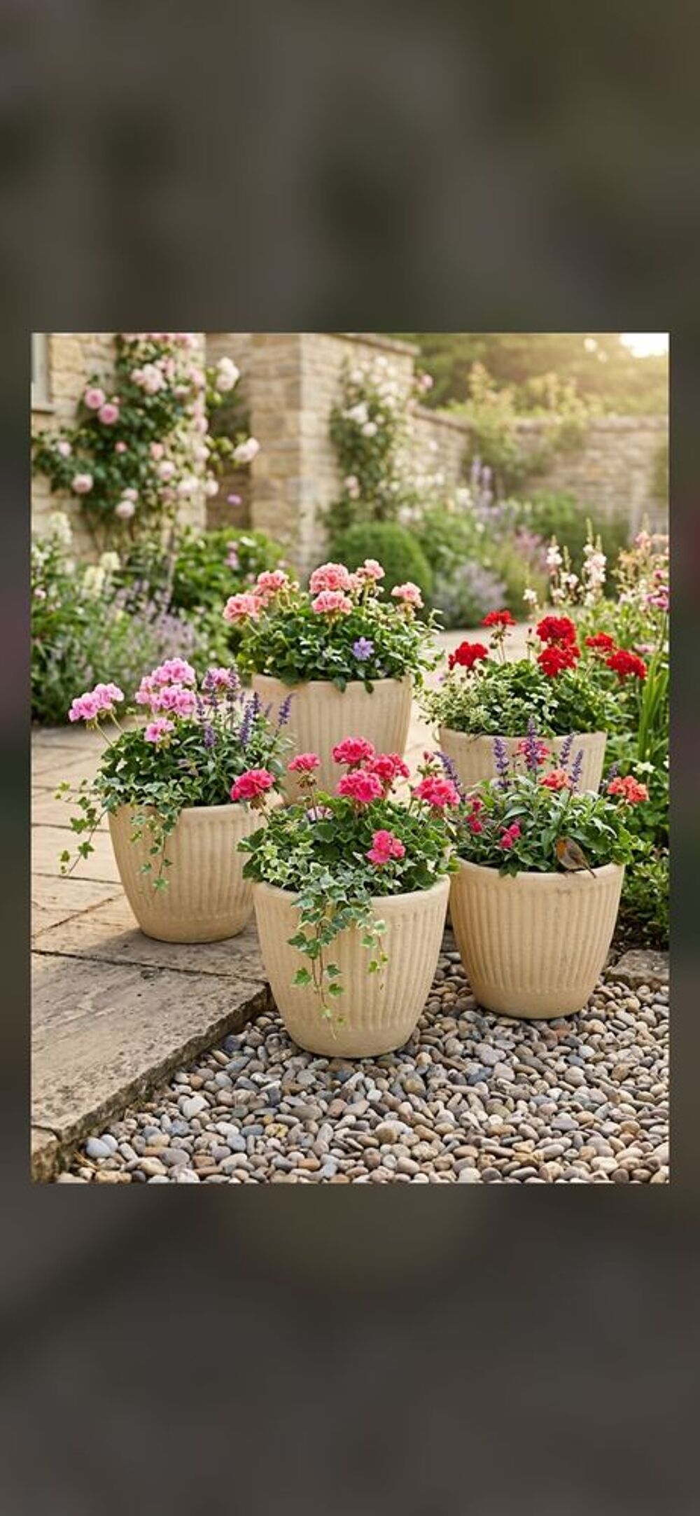 Lot de 6 pots ronds pierre reconstitu&eacute;e. Jardin