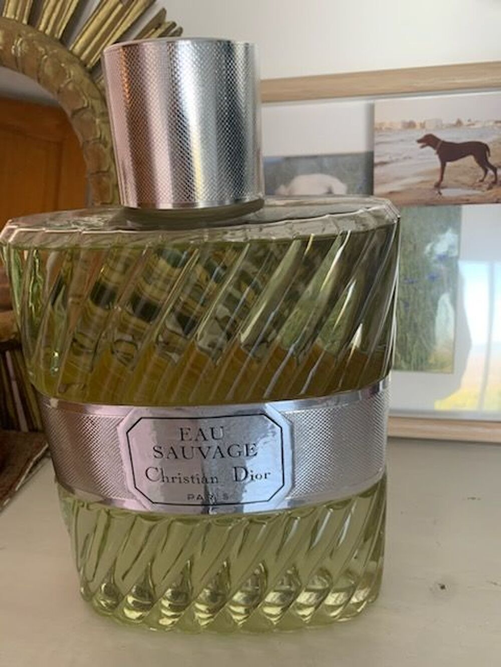 FLACON GEANT FACTICE DE PARFUM Décoration