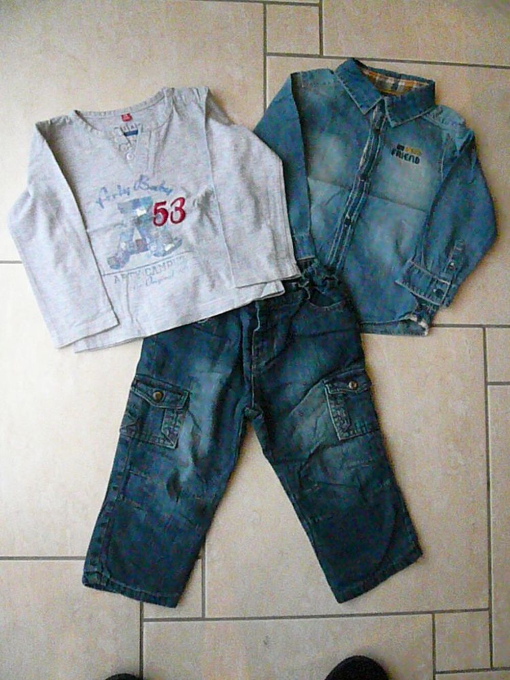 Ensemble 3 pi&egrave;ces 24 mois (n&deg;9) Puériculture