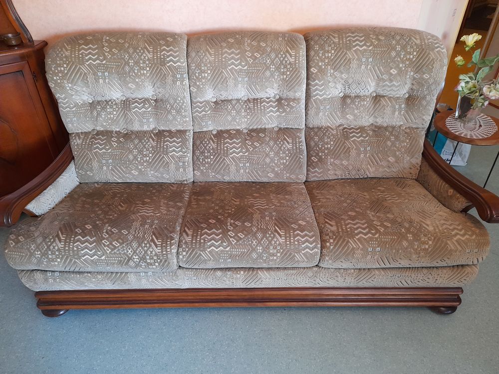 Canap&eacute; velours - longueur 1 M 80 -
Fauteuil crapaud Meubles