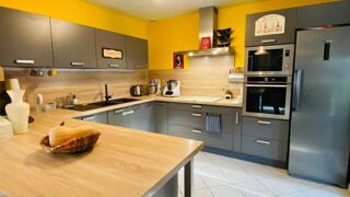  Maison � vendre 5 pi�ces 138 m� Plan-d'orgon