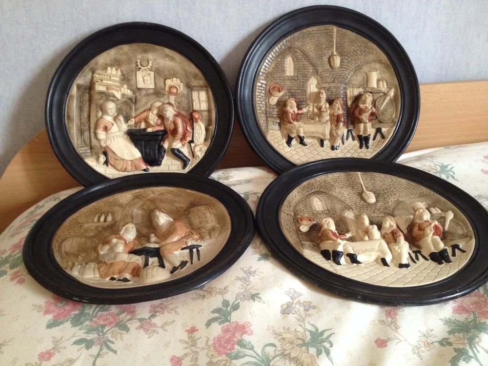 Assiettes murales en pl&acirc;tre 