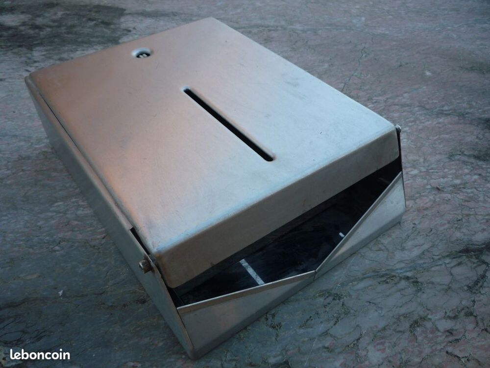 Distributeur inox de mouchoir
Bricolage