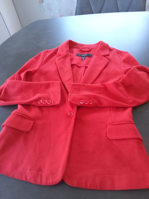 VESTE  VERO MODA  36 rouge Saint-Etienne (42)