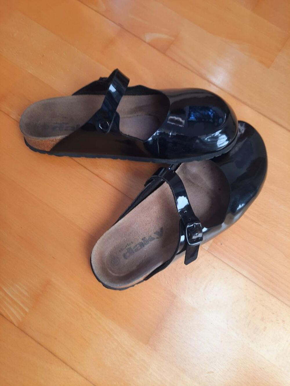 MULES VERNIES Chaussures