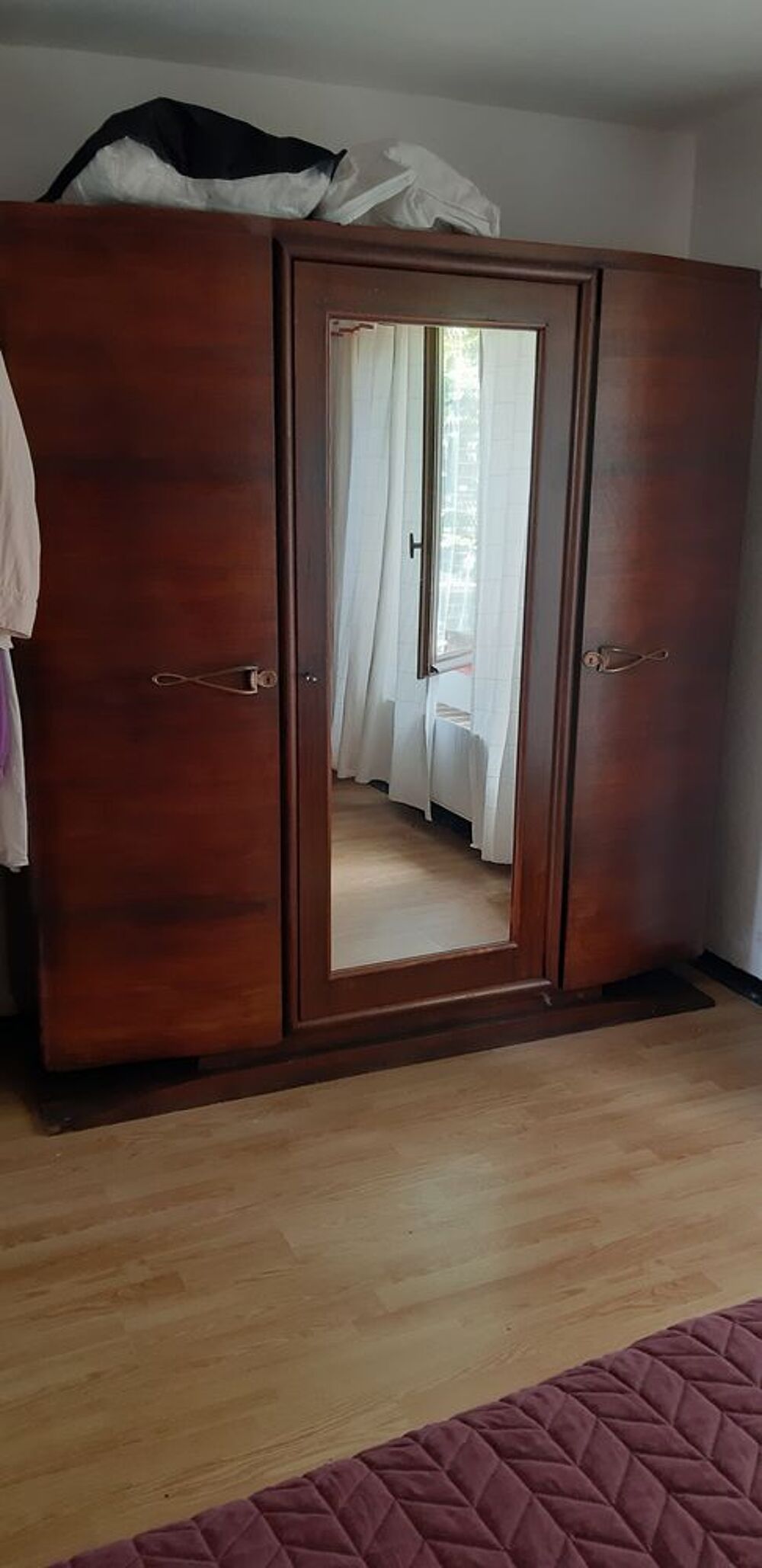 Armoire en bois massif excellent &eacute;tat vintage Meubles