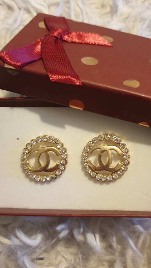 Boucles d'oreilles, CC, strass, dores 15 Mulhouse (68)