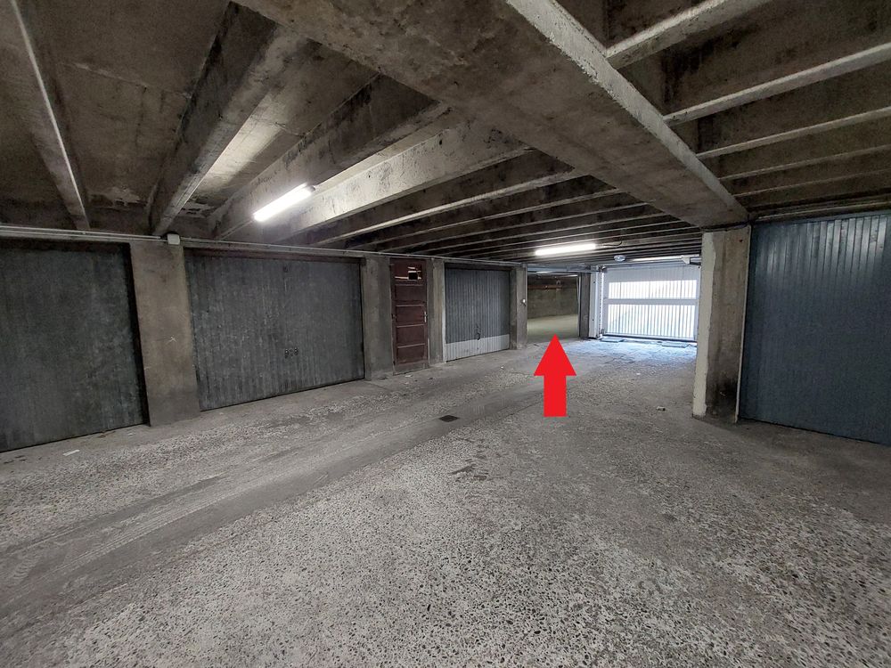 Vente Parking/Garage Grand garage 80 m² Grenoble