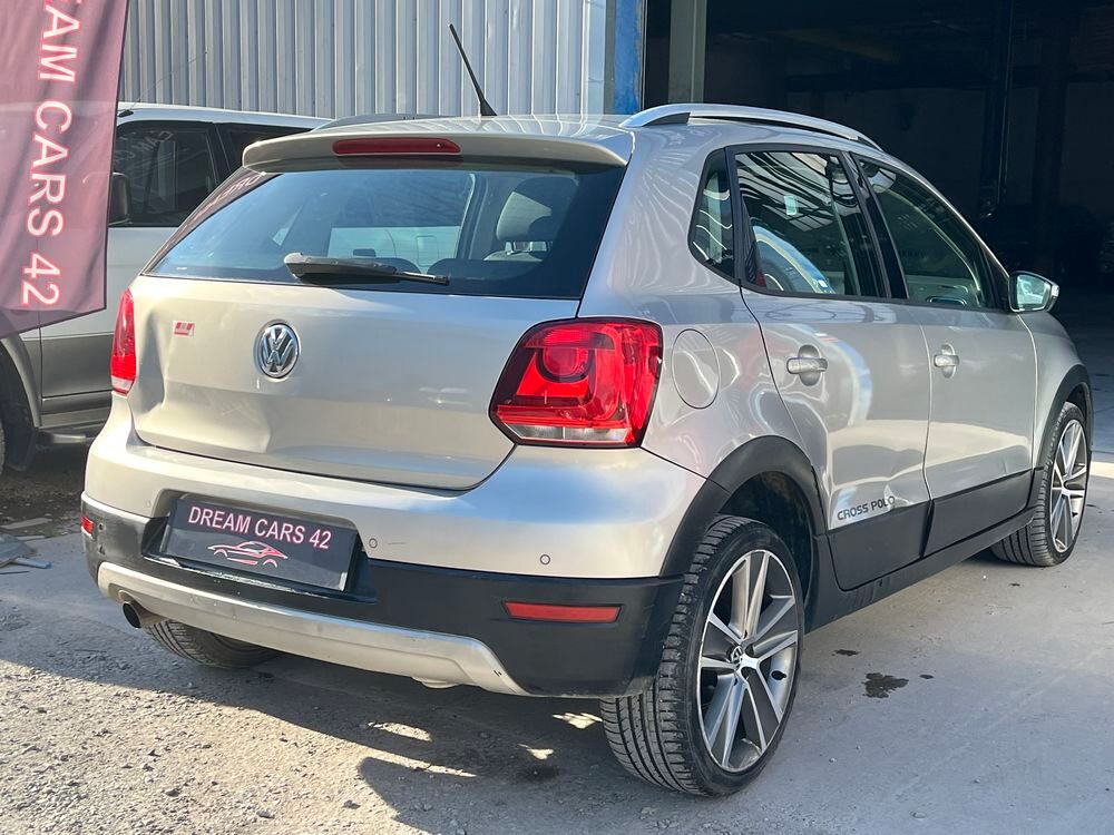 Polo 1.6 TDI 90 CR FAP Cross 2010 occasion 42700 Firminy