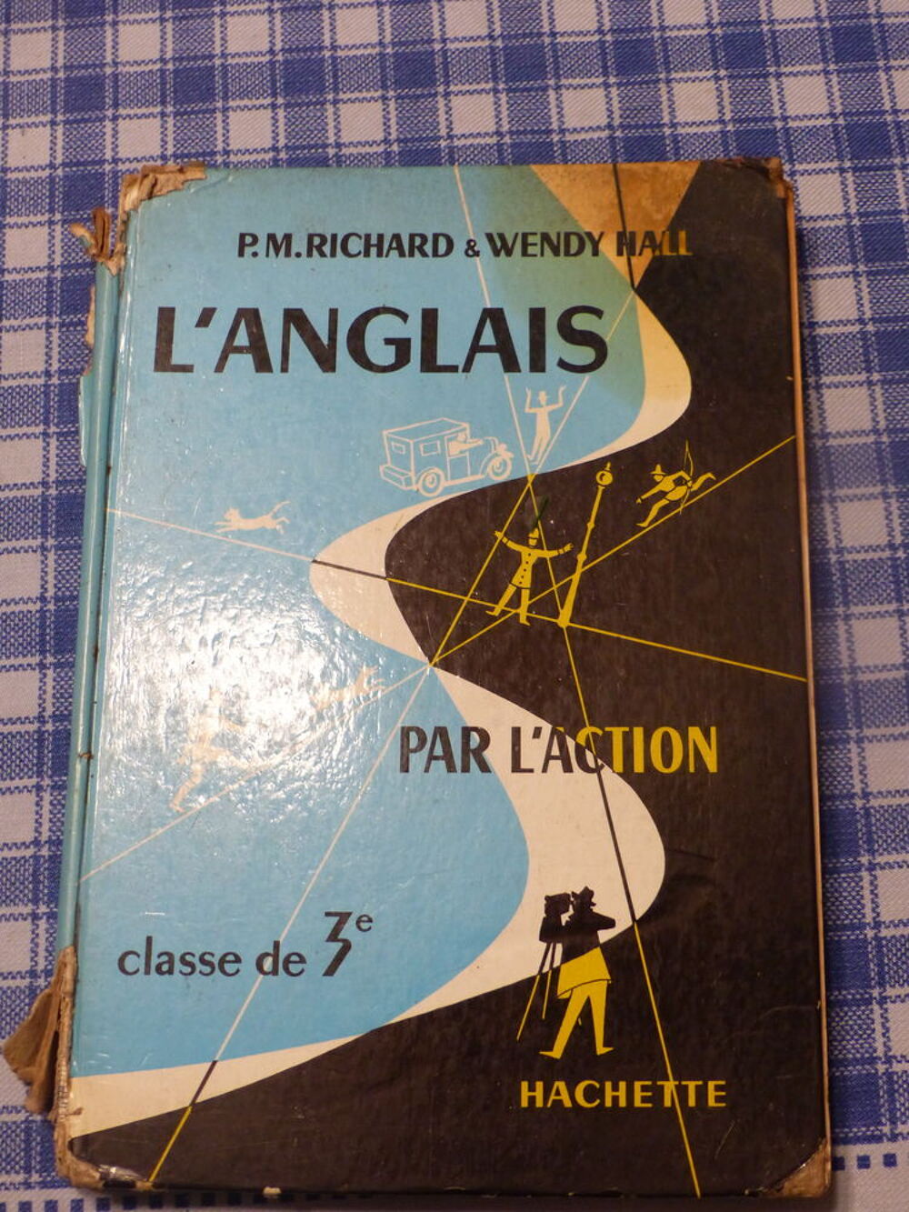 L' ANGLAIS par l' action - classe de troisi&egrave;me Livres et BD