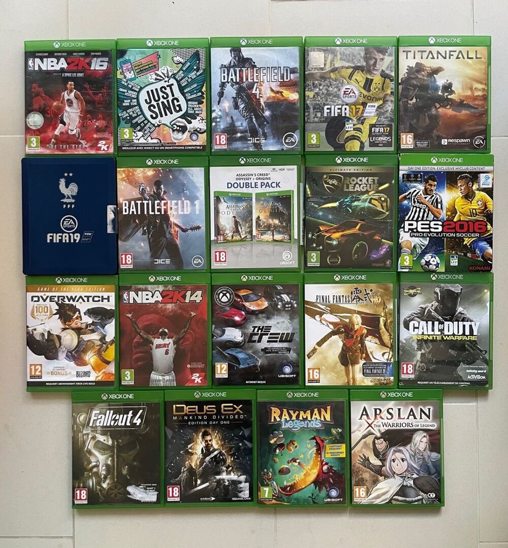 Console Microsoft Xbox one noire 1&egrave;re g&eacute;n&eacute;ration + 40 jeux Consoles et jeux vidéos