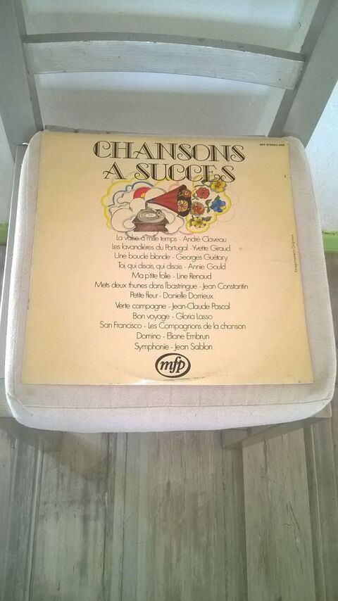 Vinyle Chansons A Succes
Excellent etat
Ma P'tite Folie-Li 5 Talange (57)