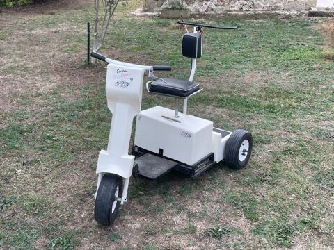 voiturette tricycle pour le golf Fiac (81)