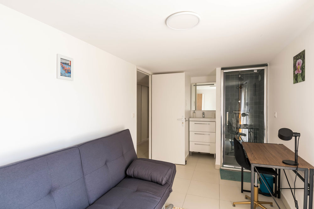 Location Colocation Chambres étudiantes filles 3 chambres Bièvres