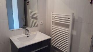  Appartement � louer 1 pi�ce 20 m� Balaruc-les-bains