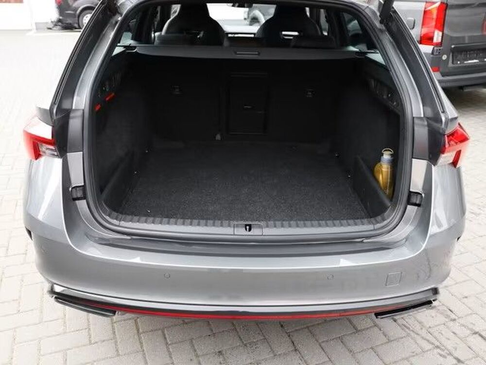 Octavia Combi 2.0 TDI 200 ch DSG7 RS 2022 occasion 38440 Saint-Jean-de-Bournay