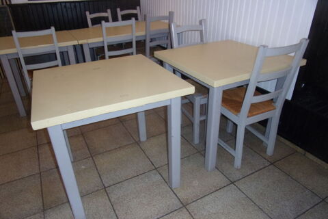 table en  bois 40 Maury (66)