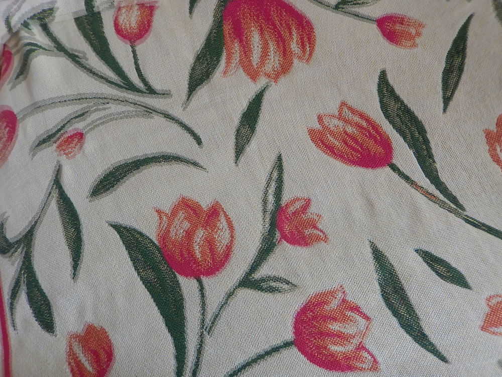 PLAID - jet&eacute;e de canap&eacute; tulipes Décoration