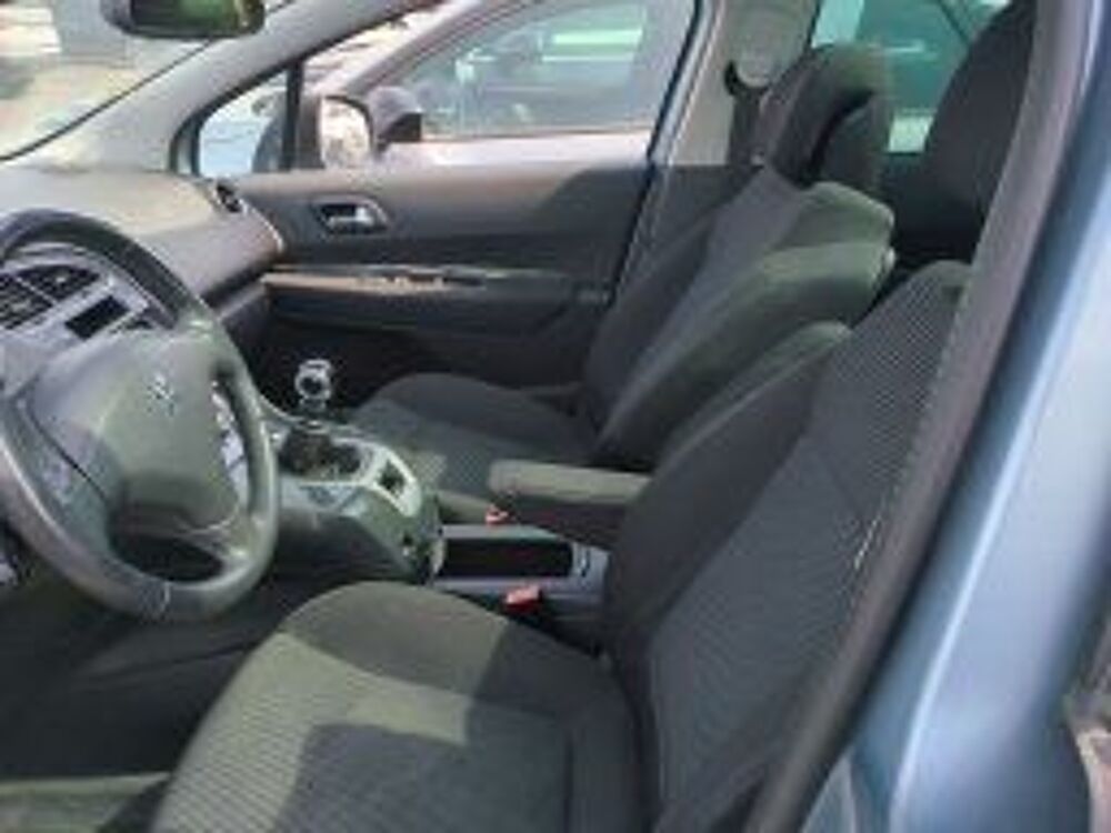5008 2.0 HDi 150ch FAP BVM6 Premium 7pl 2011 occasion 66000 Perpignan