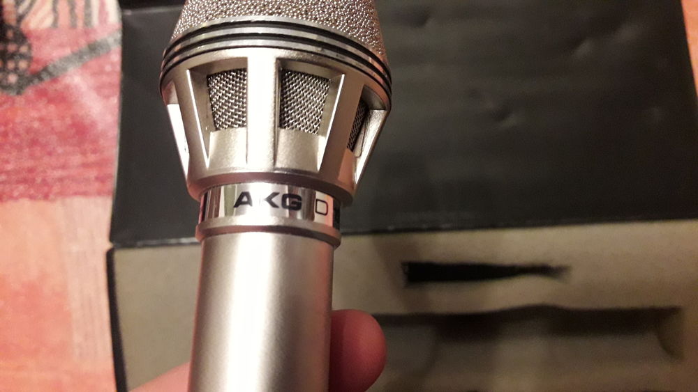Microphone vintage AKG D 190 E Audio et hifi