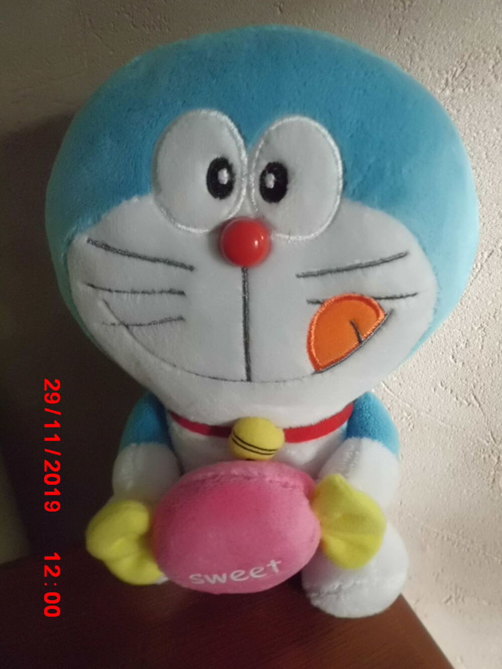 CHAT DORAEMON AVEC SON BONBON Jeux / jouets