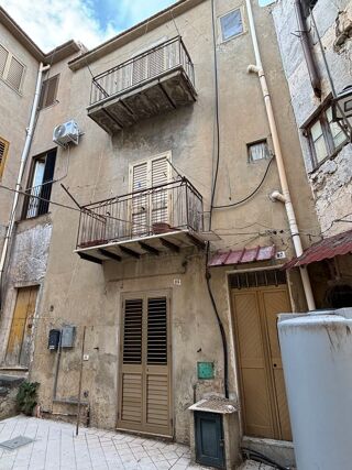  Maison � vendre 4 pi�ces 108 m� Montedoro, cl, italia