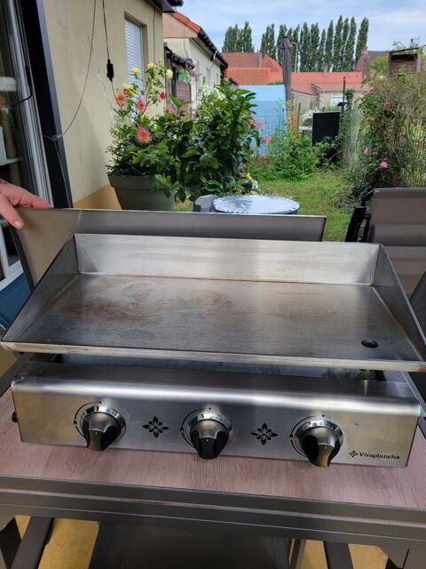 Plancha gaz 3 brûleur en inox 100 Hinges (62)
