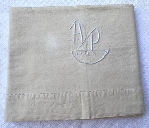 Drap ancien brod� 2,10 x 2,80 40 Nyons (26)