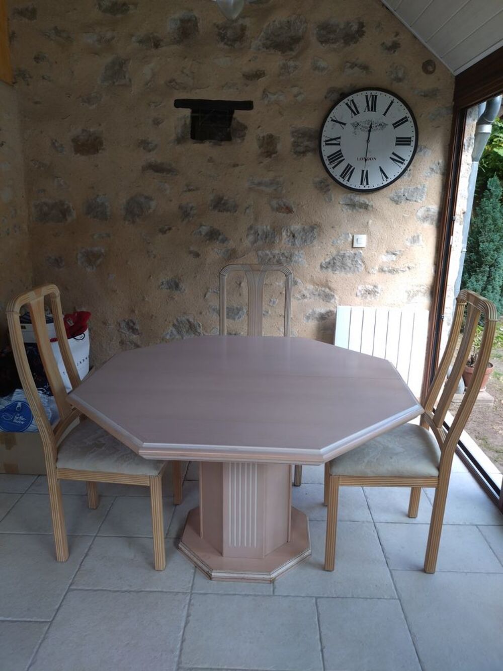 Table Octogonale + chaises Meubles