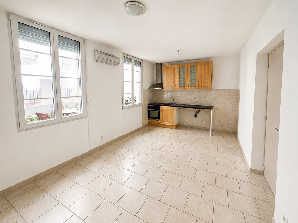 Vente Appartement Grand T2 en Rdc de 65 m2 Square de la Bouquerie Nîmes
