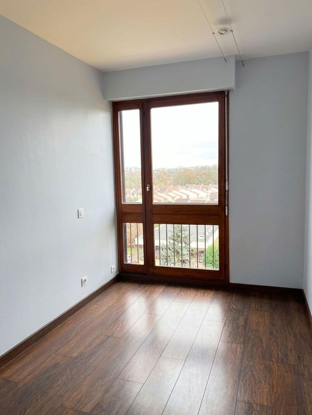 Vente Appartement appartement de trois pièces à Ris Orangis Saint-michel-de-chaillol