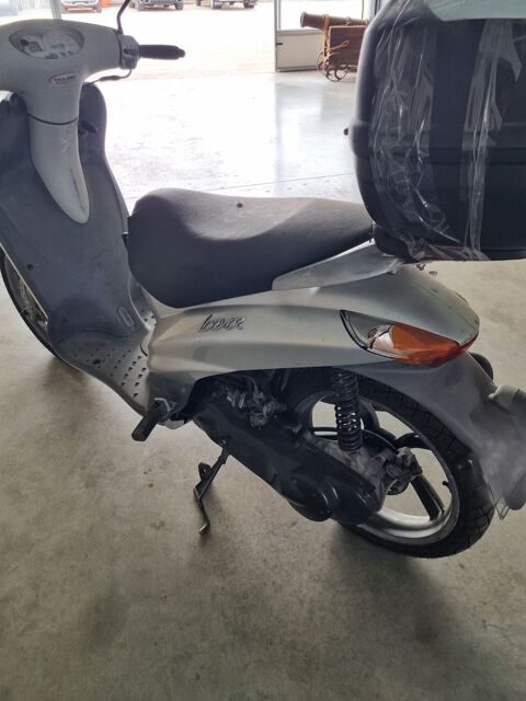 Scooter PEUGEOT 2002 occasion Sète 34200