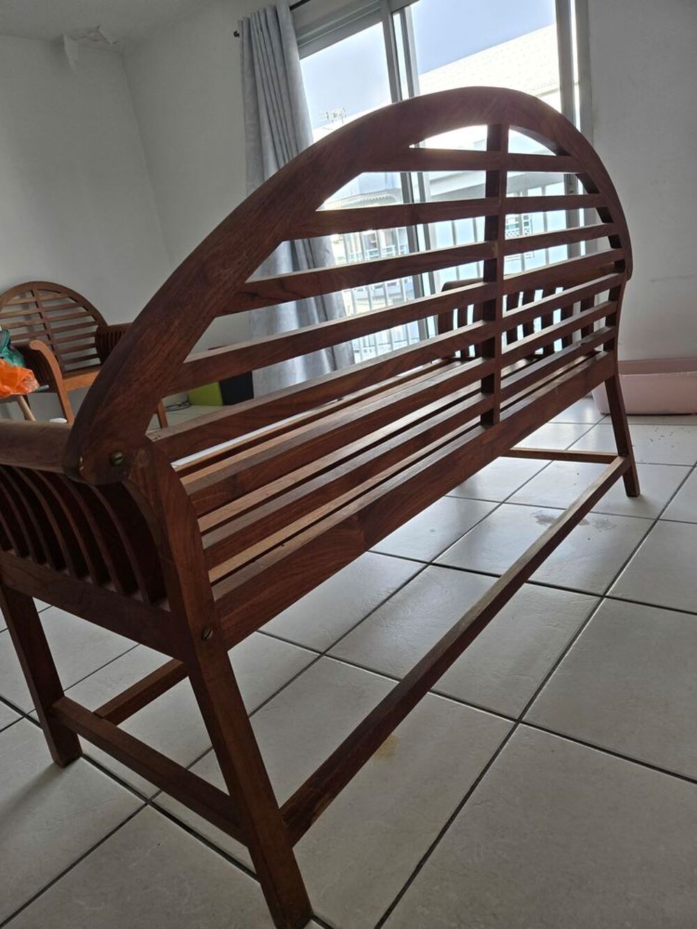 Canap&eacute; et fauteuil en teck Meubles