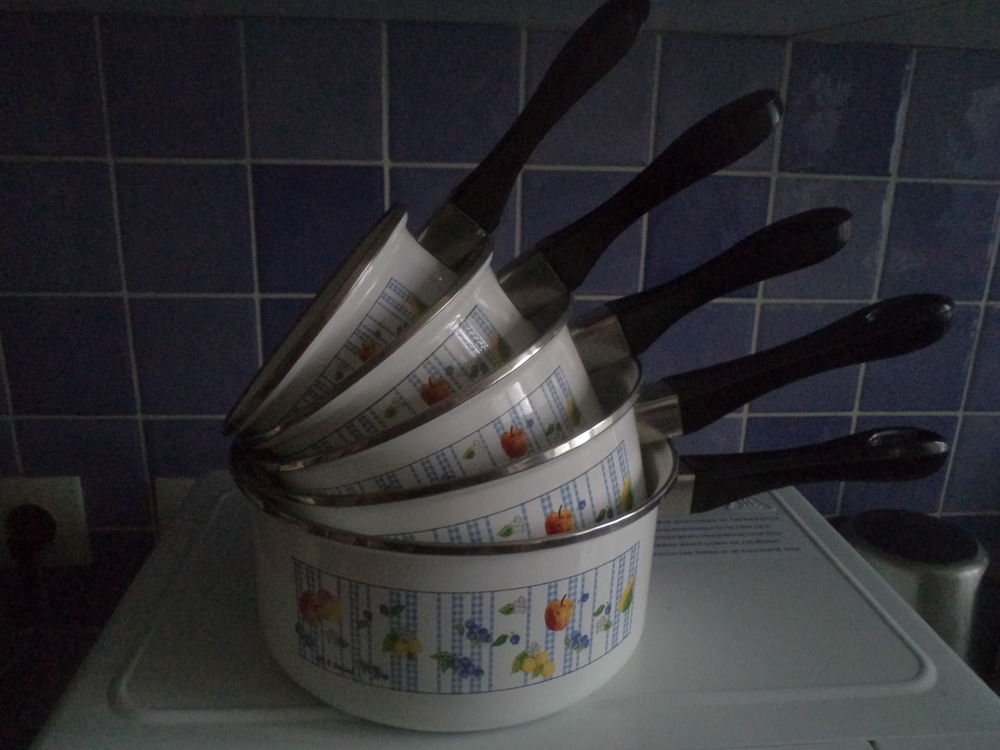 serie de 5 casserolles Electroménager