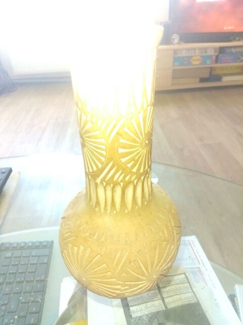 Pots ancien sculpt. 10 Saint-Alban-d'Ay (07)