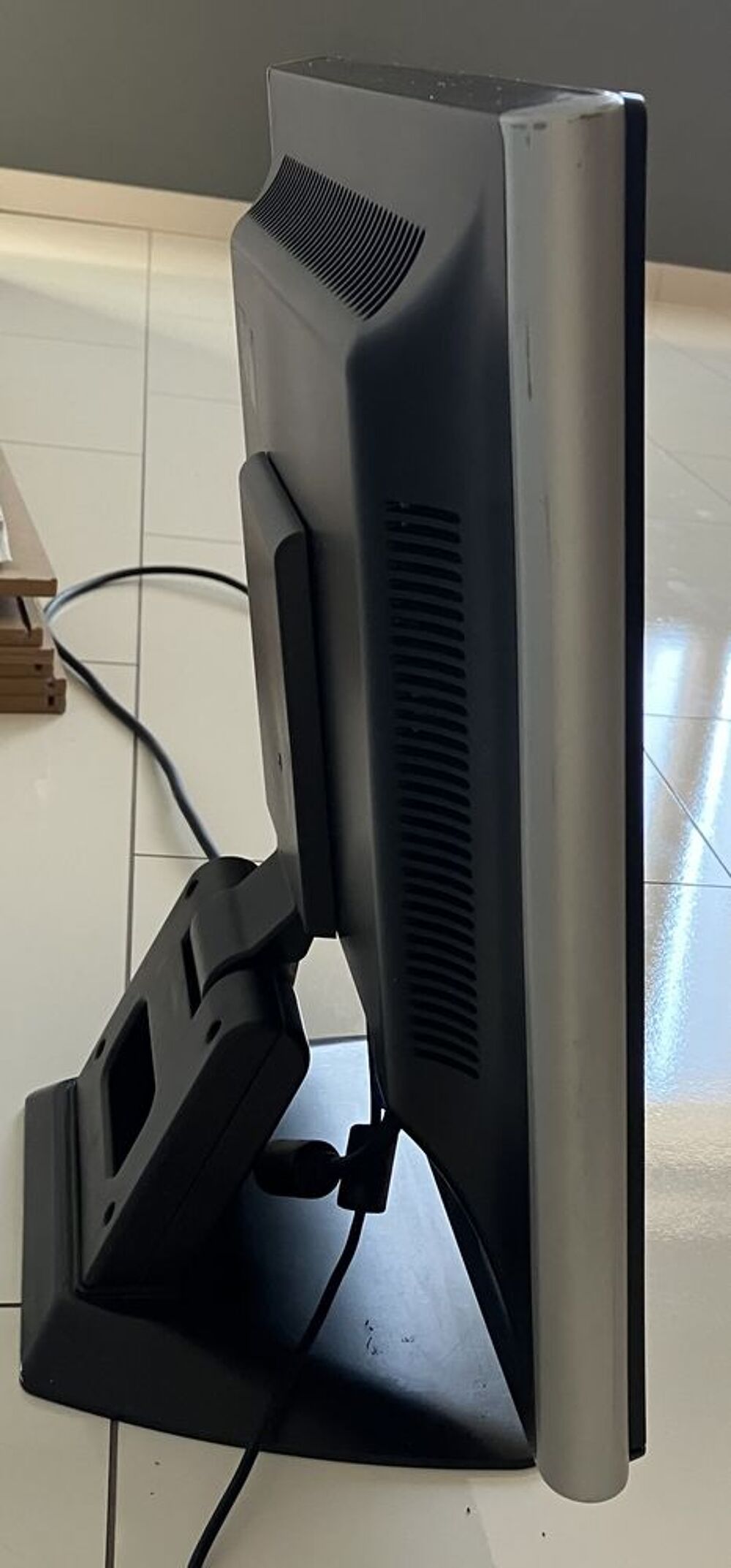Ecran d'ordinateur, LDLC, 17"= 43 cm en diagonale Matériel informatique