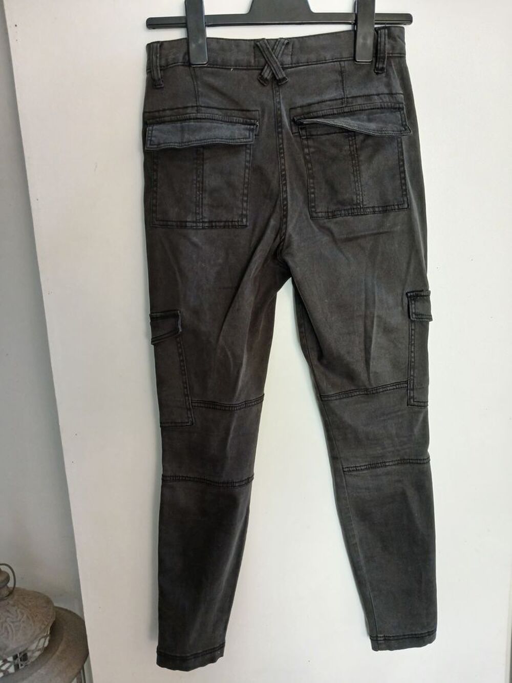 Pantalon cargo H&amp;M femme Kaki.36. Vêtements