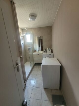  Appartement à louer 5 pièces 92 m²