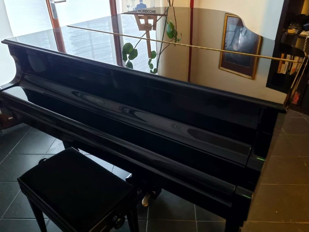 PIANO &frac14; DE QUEUE YAMAHA C2 NOIR LAQUE Instruments de musique